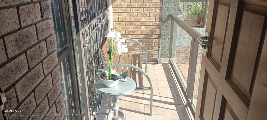 3 Bedroom Property for Sale in Mossel Bay Central Western Cape